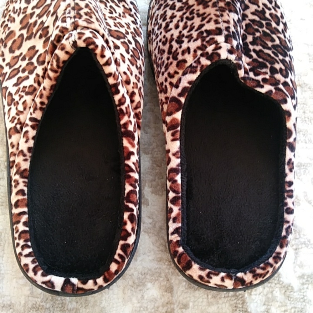 Animal Leopard Print Memory Foam Slippers Size La… - image 4